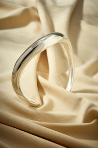 Presente Liso Bracelet - Entre Camadas Collection
